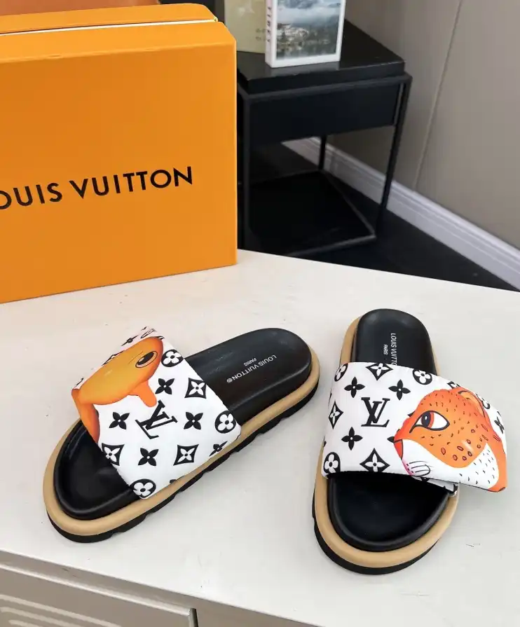 hype LV Slippers