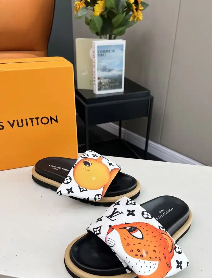 hype LV Slippers