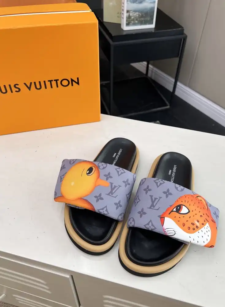 hype LV Slippers