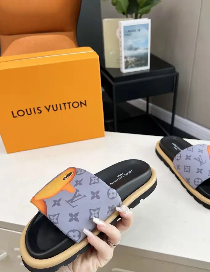 hype LV Slippers