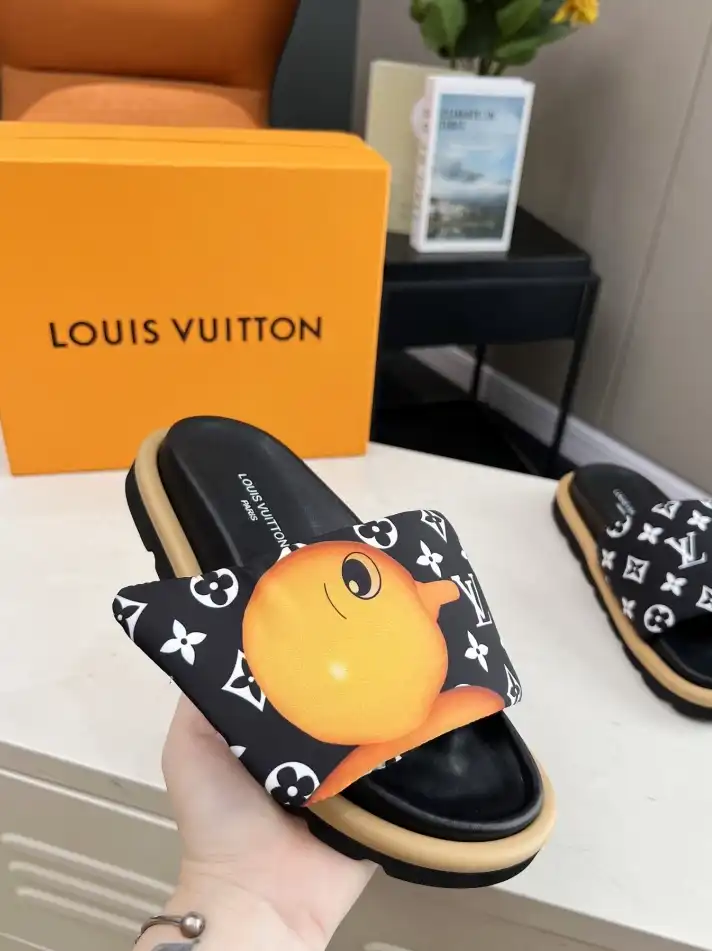 hype LV Slippers