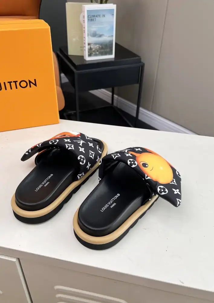 hype LV Slippers