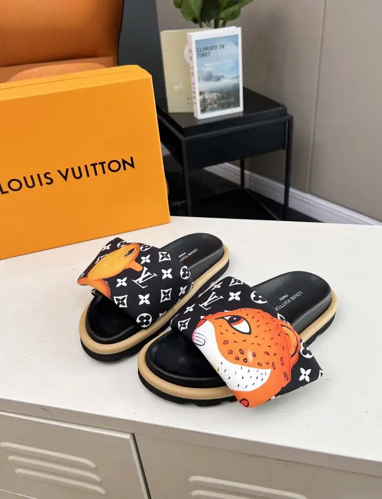 hype LV Slippers