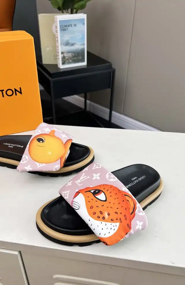 hype LV Slippers