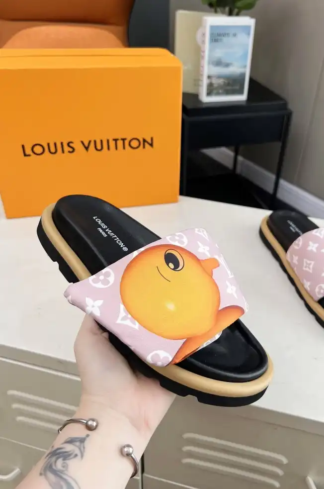 hype LV Slippers