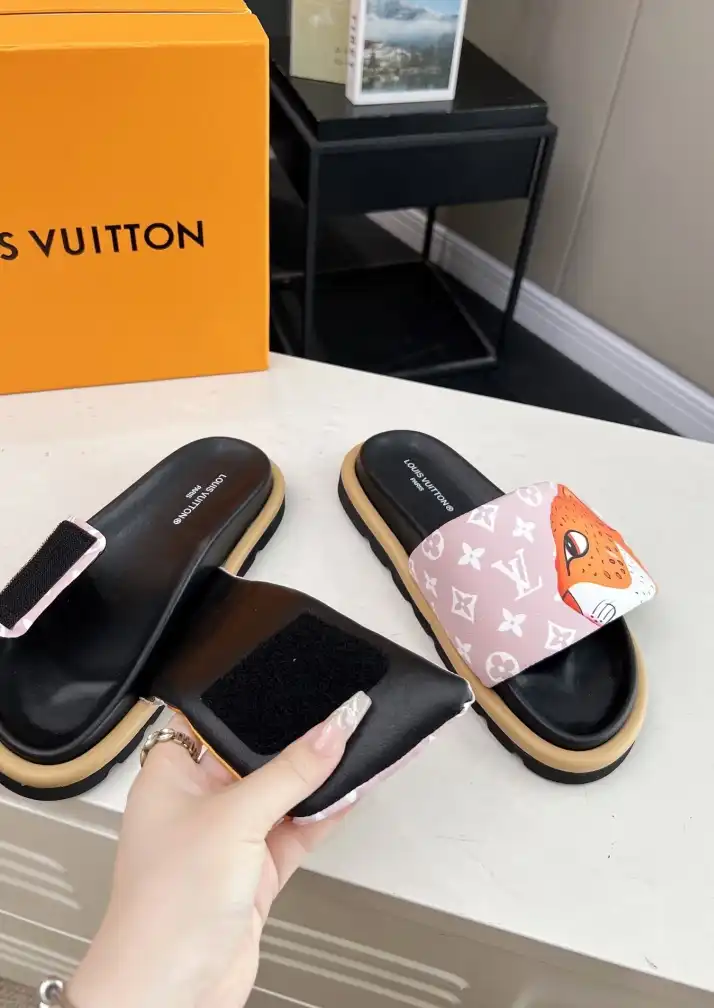 hype LV Slippers