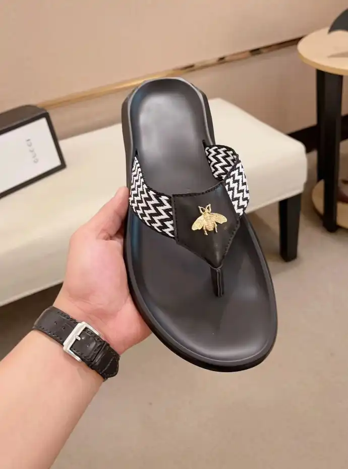 hype Gucci Slippers