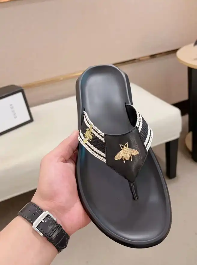 hype Gucci Slippers