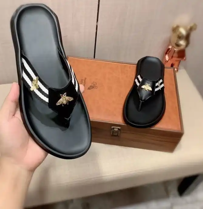 hype Gucci Slippers