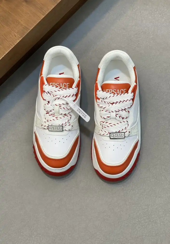 hype Givenchy Sneakers