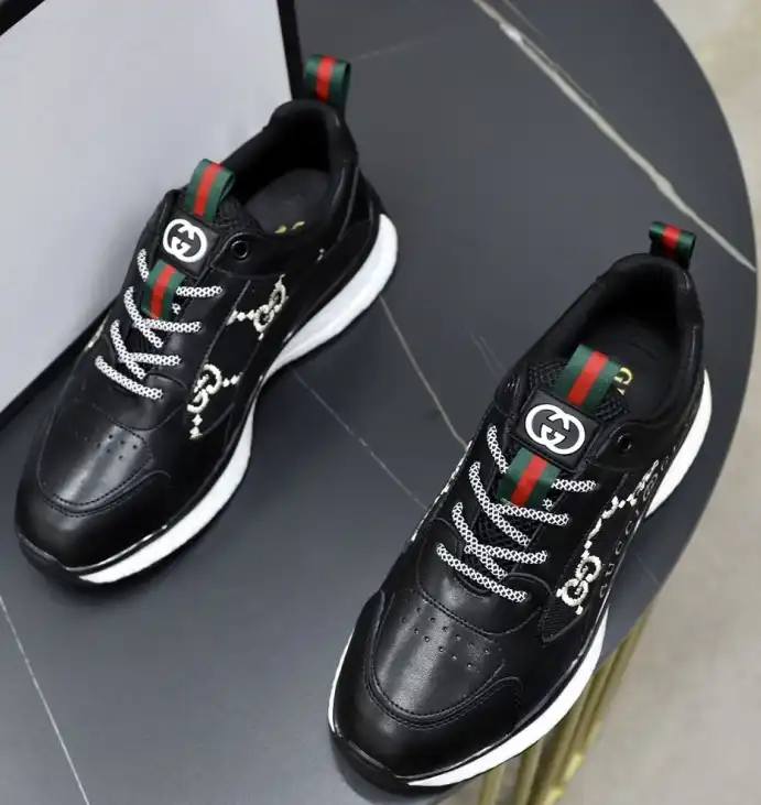 hype Gucci Sneakers