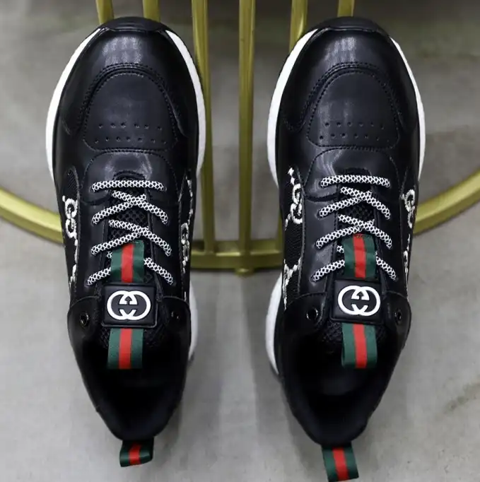 hype Gucci Sneakers