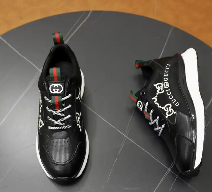 hype Gucci Sneakers