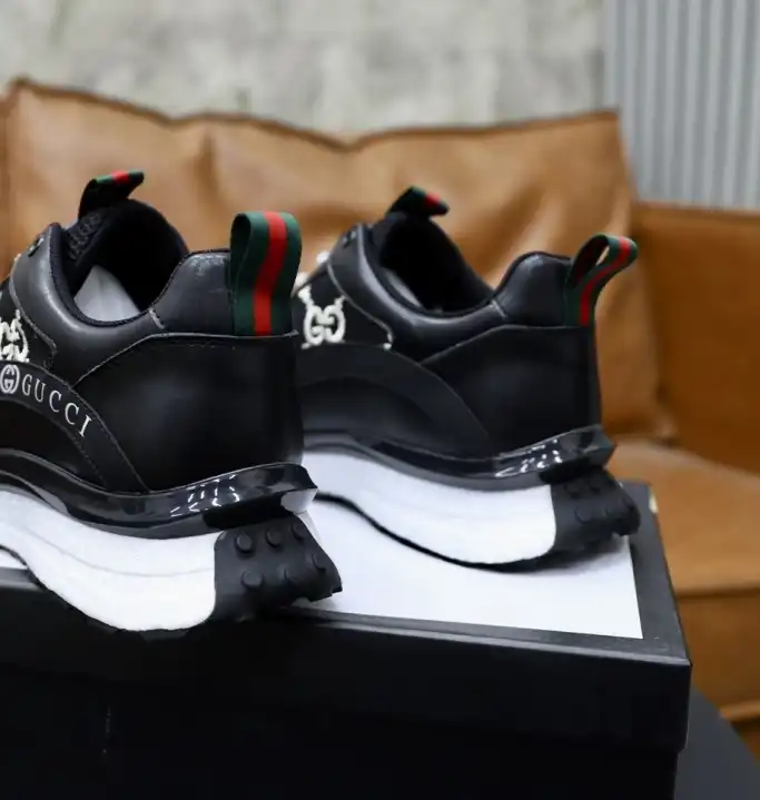 hype Gucci Sneakers