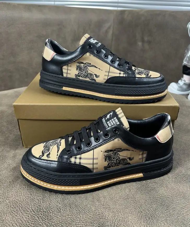 hype Burberry Sneakers