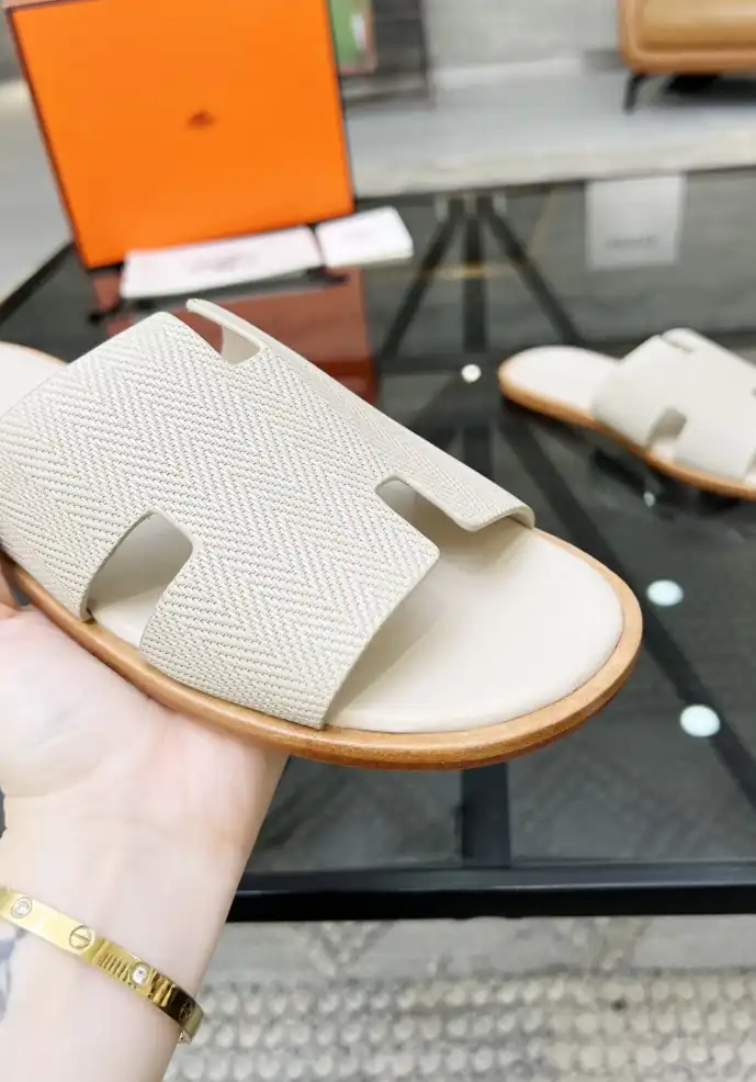 hype Hermes Slippers