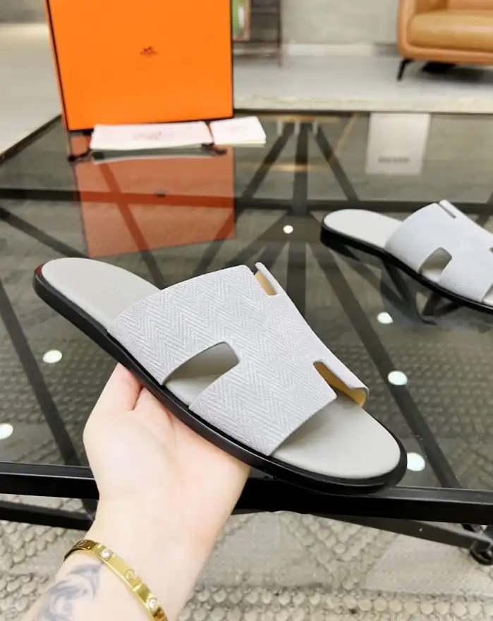 hype Hermes Slippers