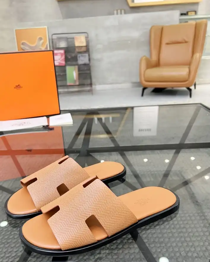 hype Hermes Slippers