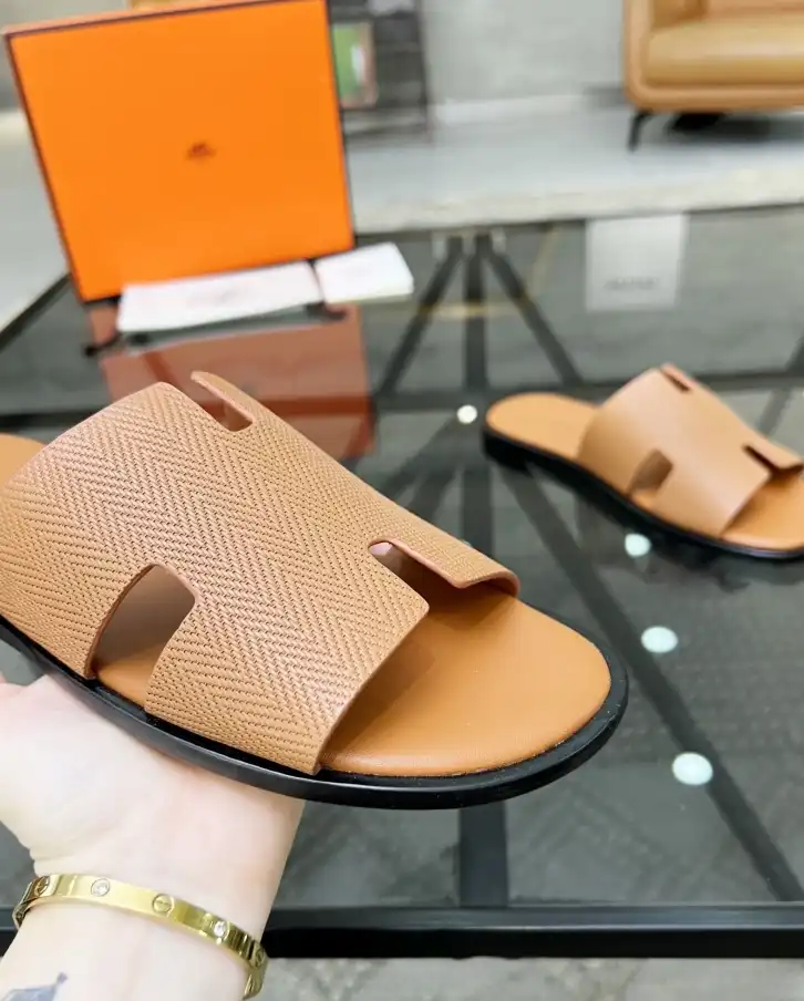 hype Hermes Slippers