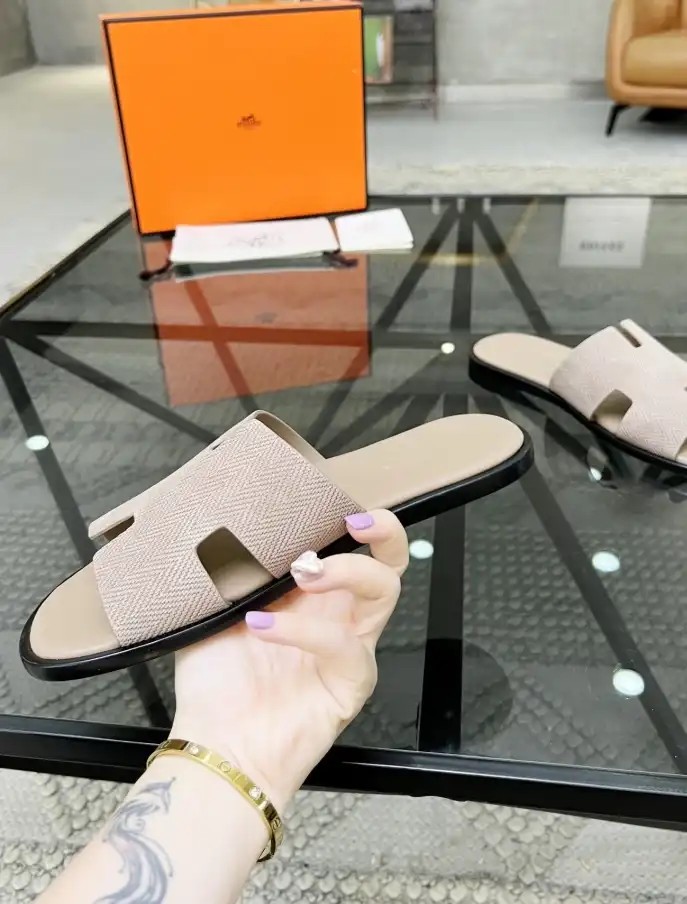 hype Hermes Slippers