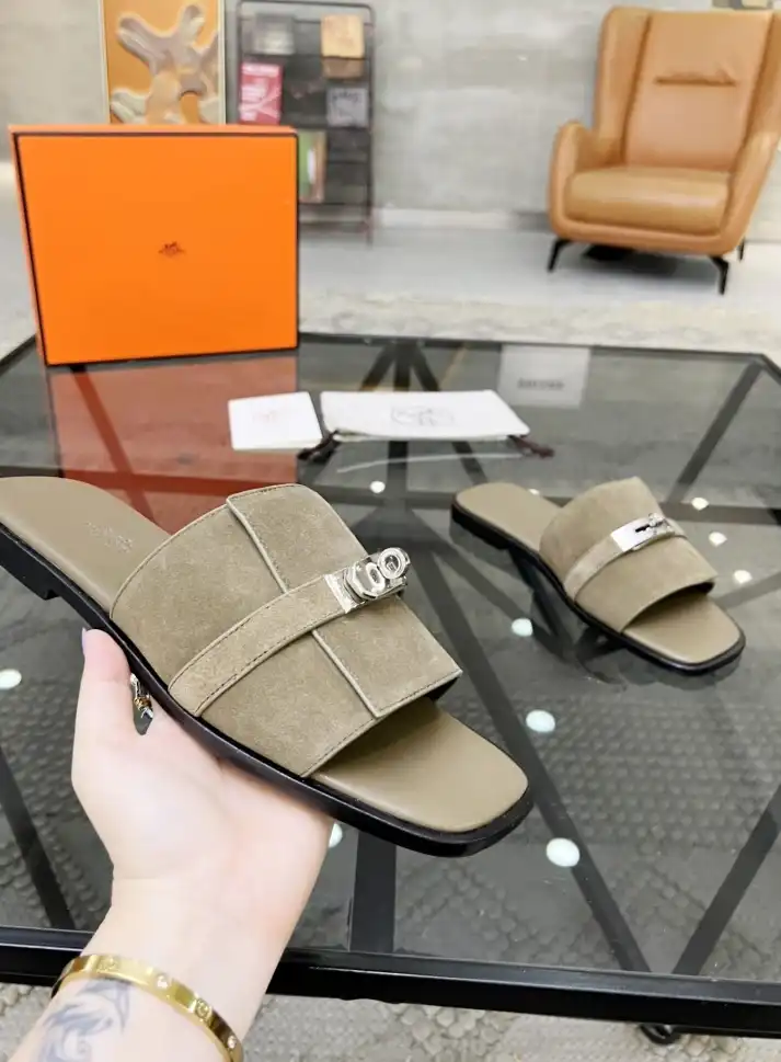 hype Hermes Slippers