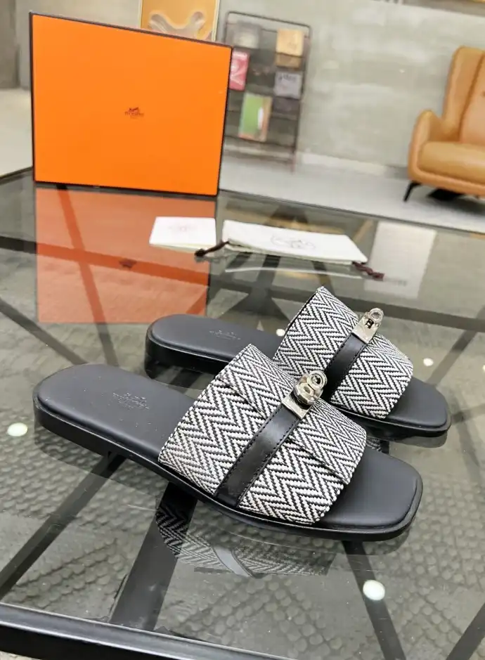 hype Hermes Slippers