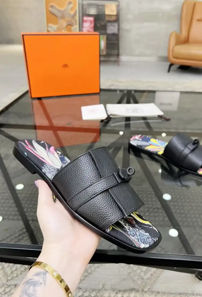 hype Hermes Slippers