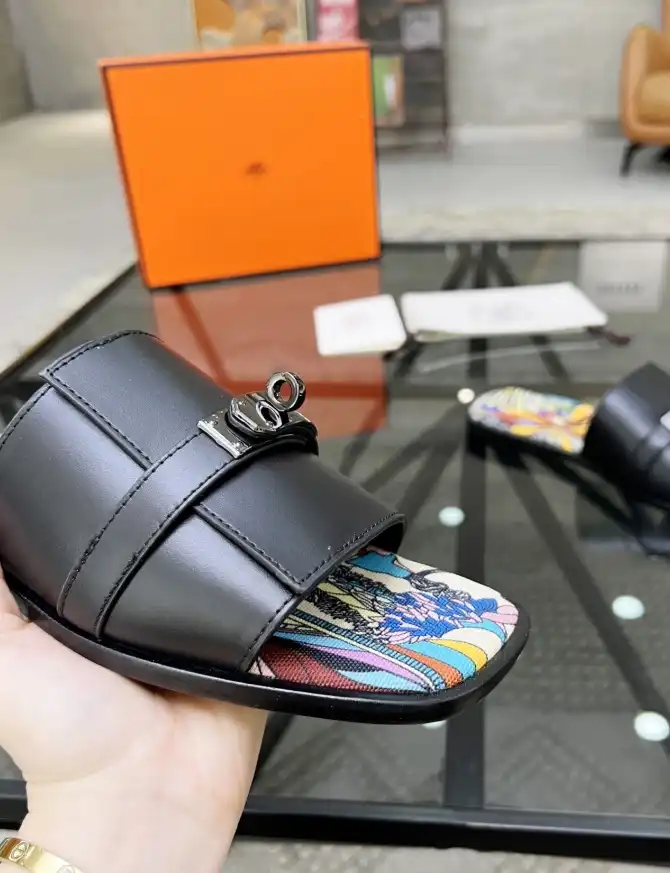 hype Hermes Slippers