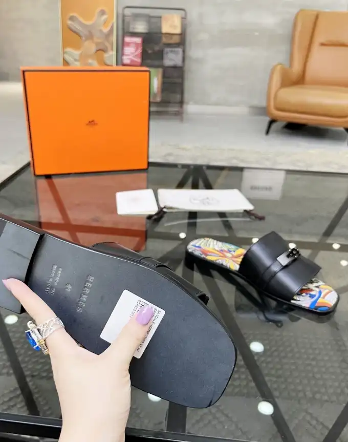 hype Hermes Slippers