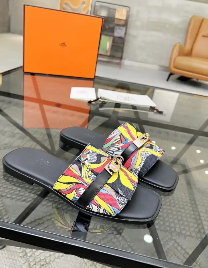 hype Hermes Slippers