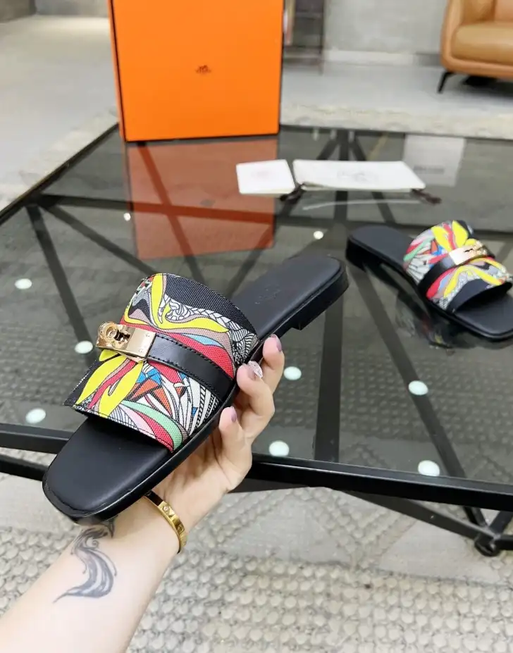 hype Hermes Slippers