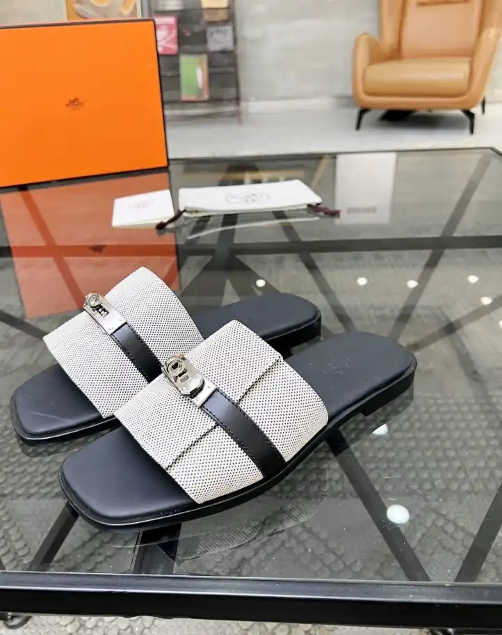 hype Hermes Slippers