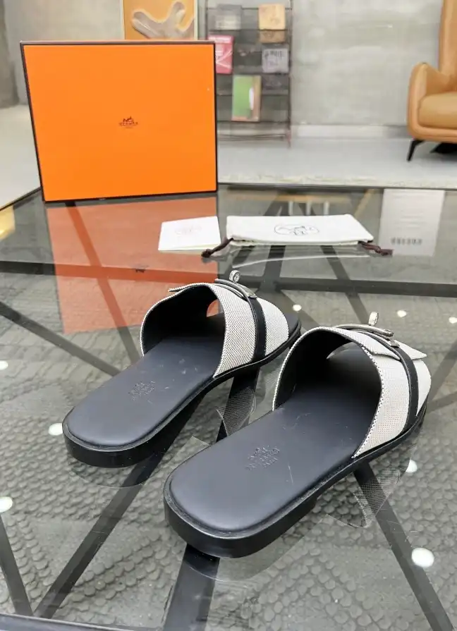 hype Hermes Slippers