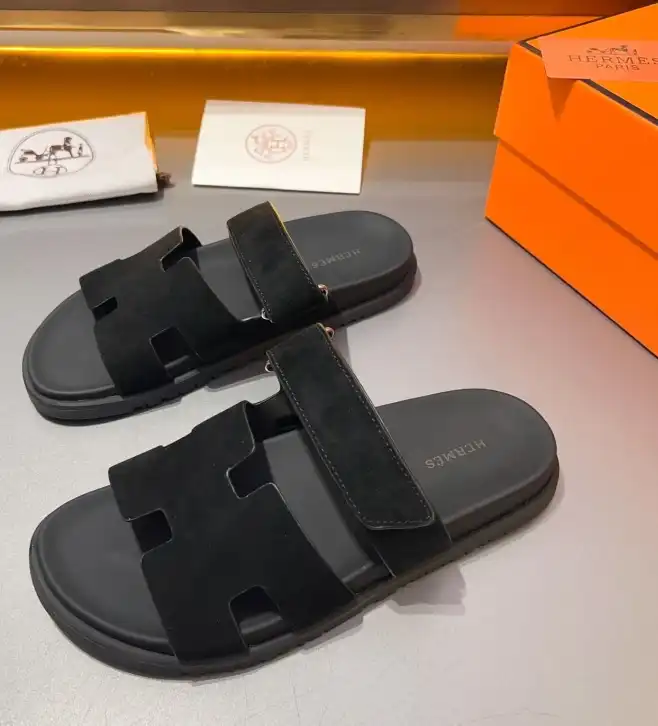 hype Hermes Sandals