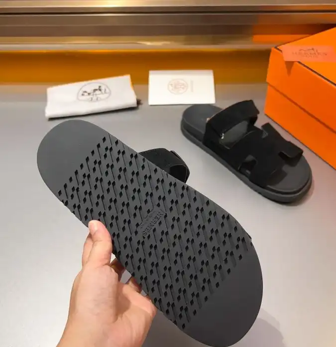 hype Hermes Sandals