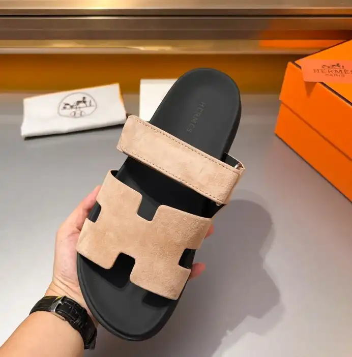 hype Hermes Sandals