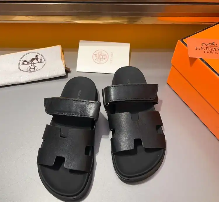 hype Hermes Sandals