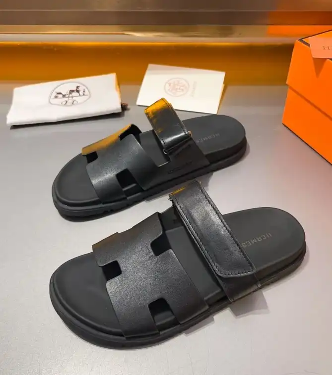 hype Hermes Sandals