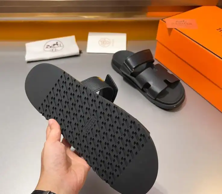 hype Hermes Sandals