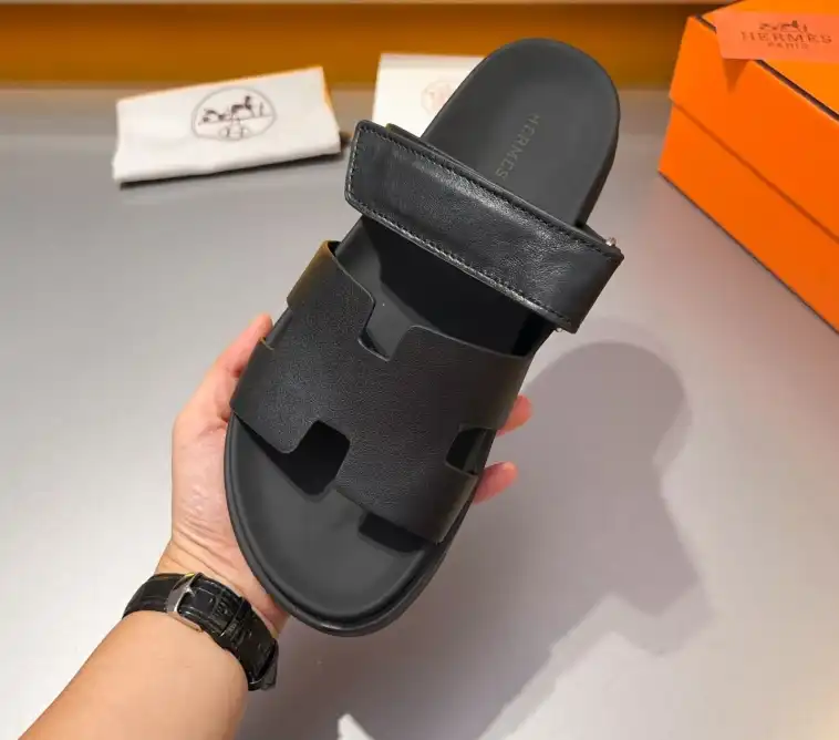 hype Hermes Sandals