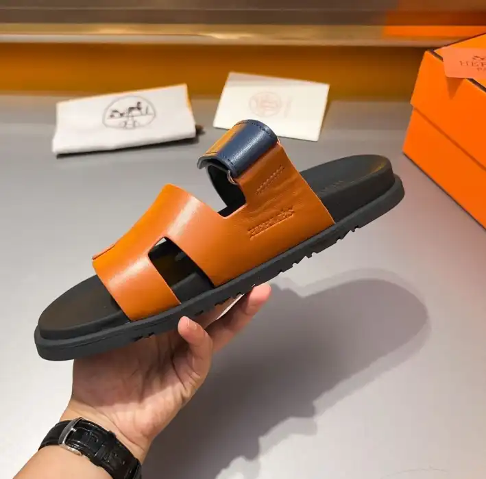 hype Hermes Sandals