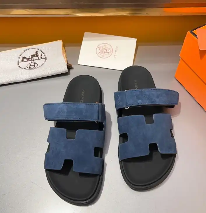 hype Hermes Sandals