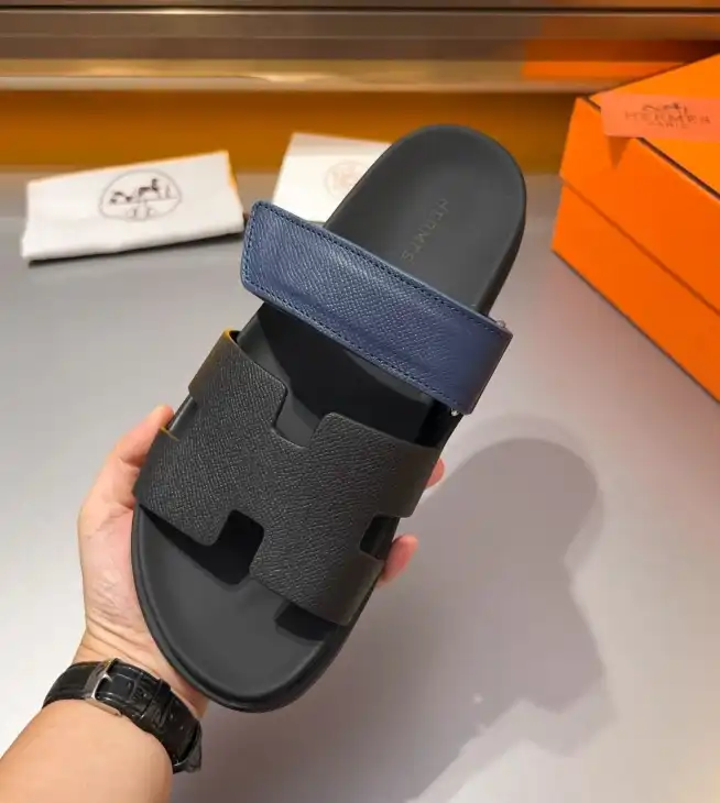 hype Hermes Sandals