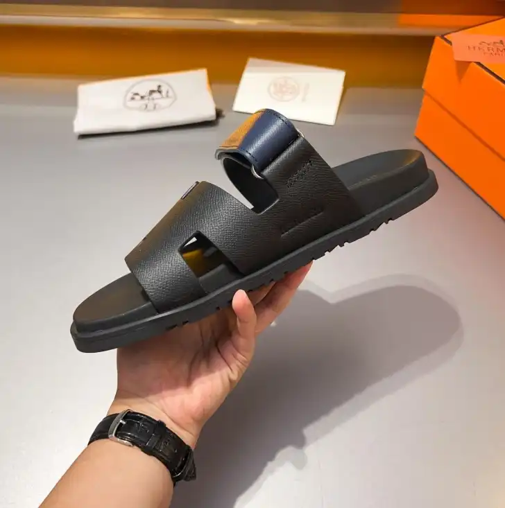 hype Hermes Sandals