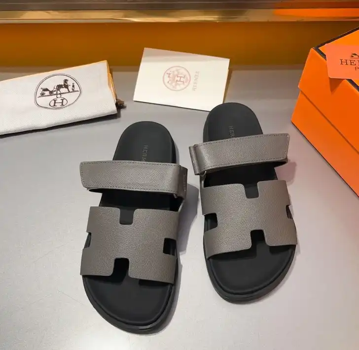 hype Hermes Sandals