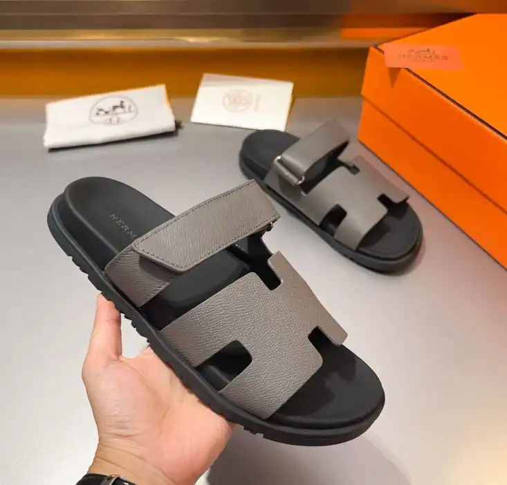 hype Hermes Sandals