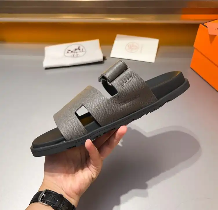 hype Hermes Sandals