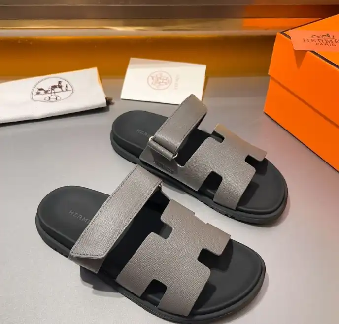 hype Hermes Sandals