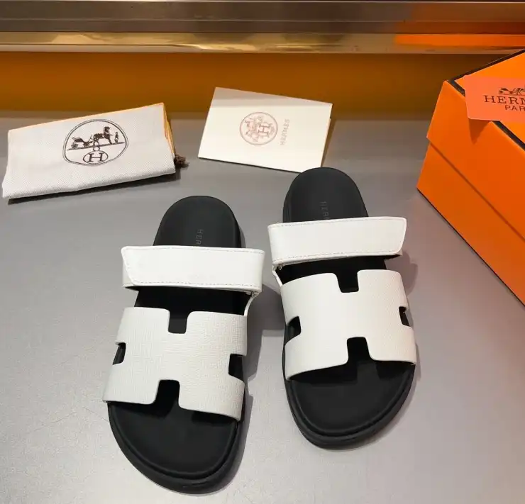 hype Hermes Sandals