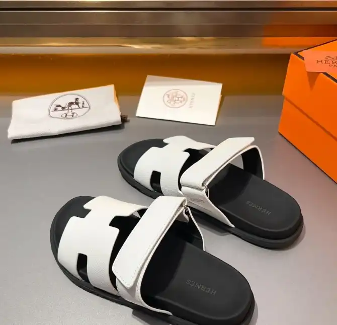 hype Hermes Sandals